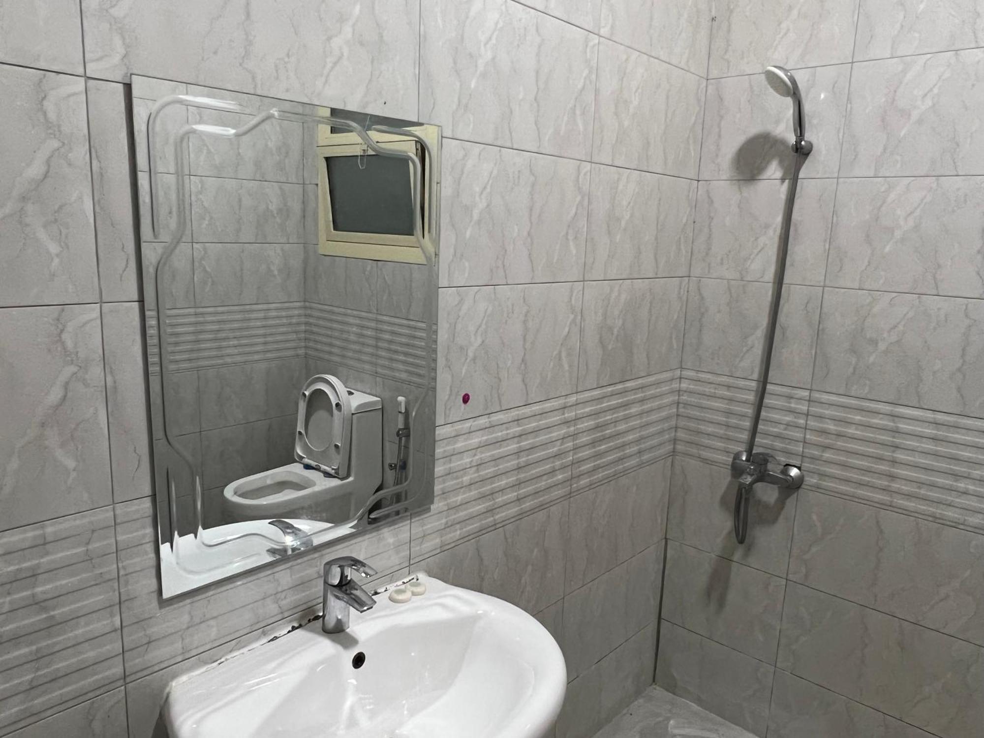Cozy Private Studio Apartment Near Airport Abu Dhabi Exterior photo